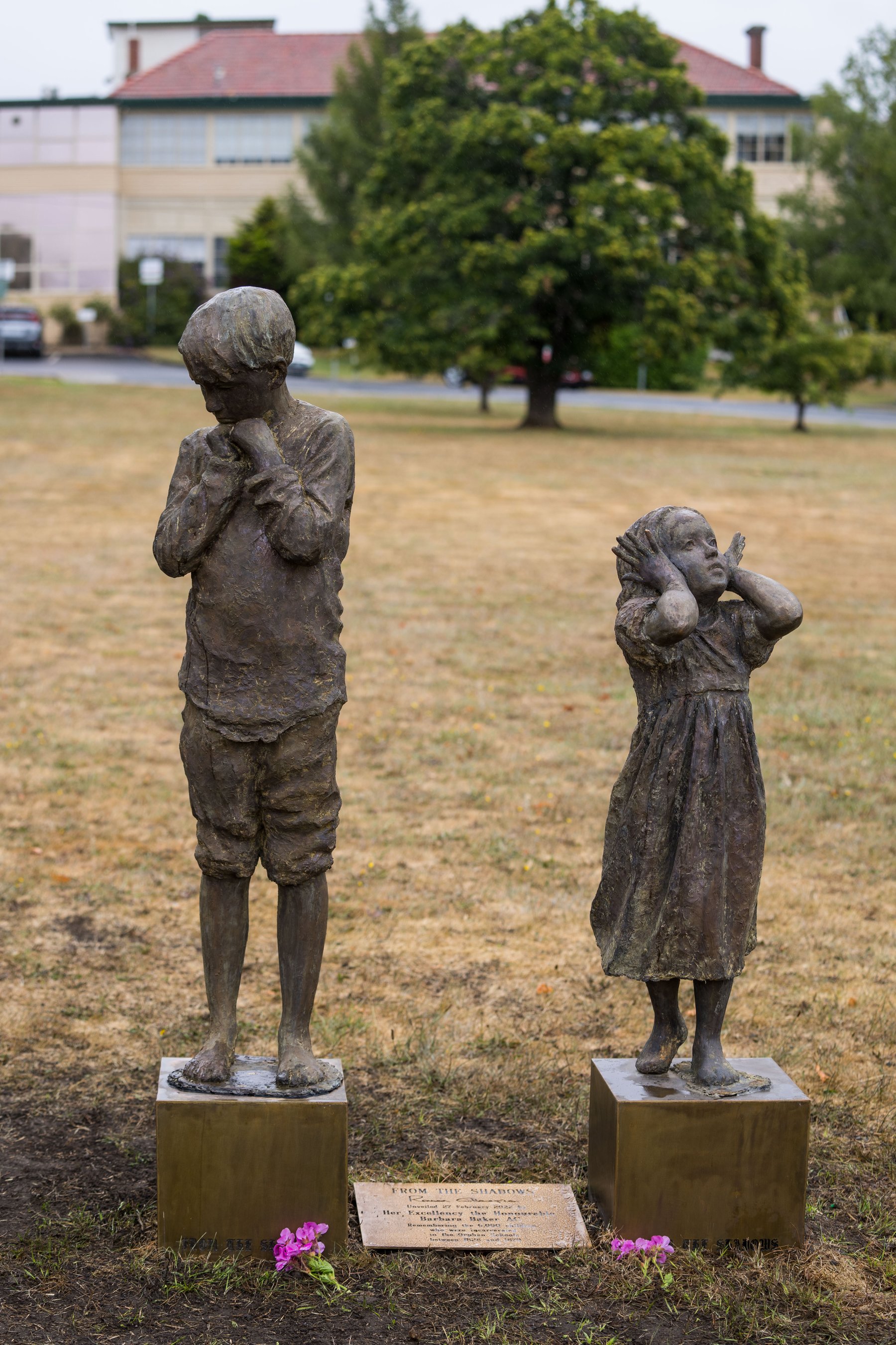 OrphanSchoolstatues before